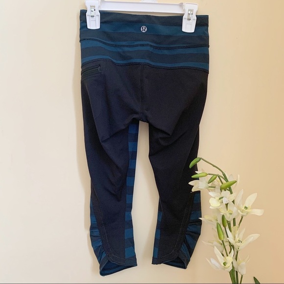 Lululemon Top Speed Crop 19” - Picture 5 of 10